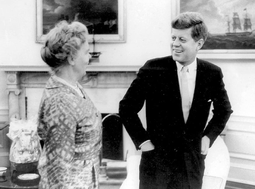 dr-janet-travell-and-jfk